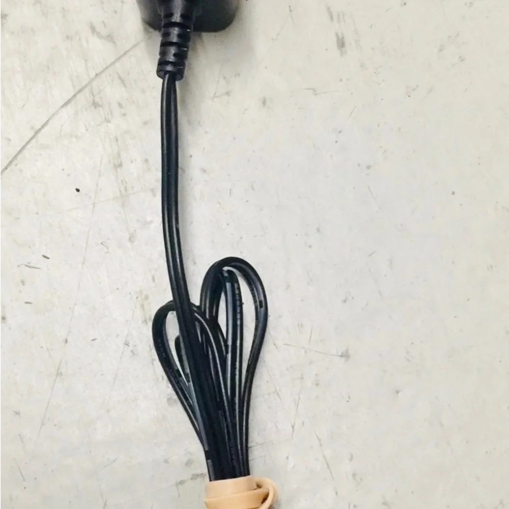 AC/DC Adapter - Picture 4 of 4